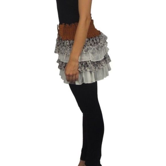 Layered Floral Mini Skirt - Picture 2 of 4